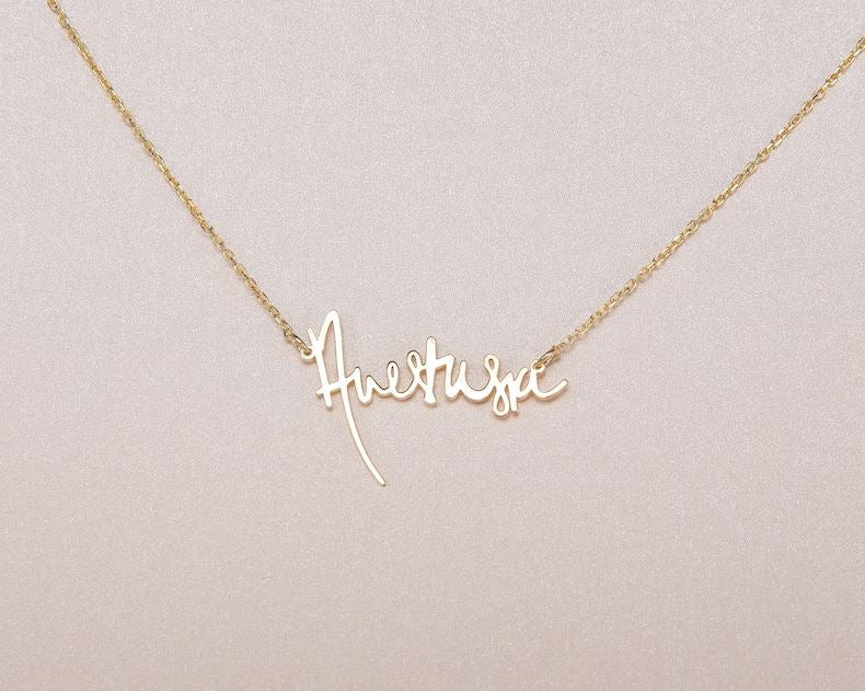 Custom Arabic Name Necklace – Personalized Calligraphy17