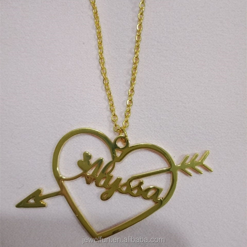 Custom Arabic Name Necklace – Personalized Calligraphy 24
