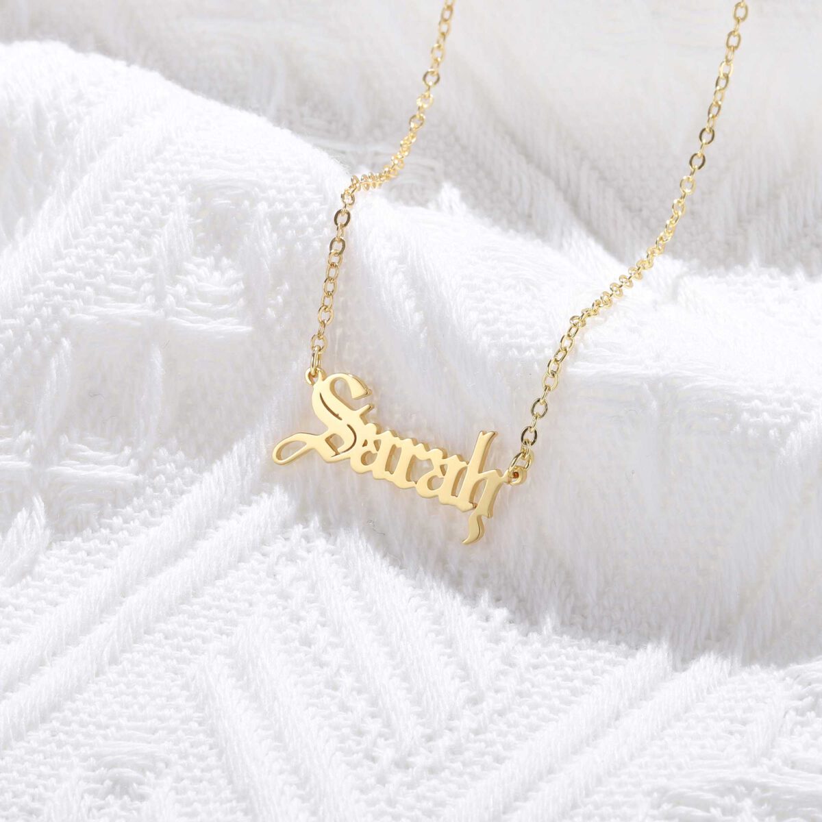 Custom Arabic Name Necklace – Personalized Calligraphy2