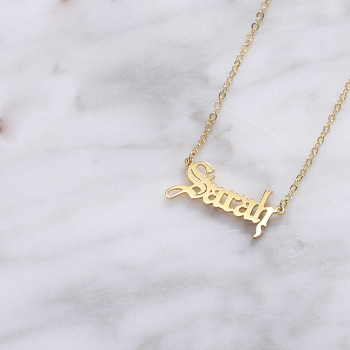 Custom Arabic Name Necklace – Personalized Calligraphy2