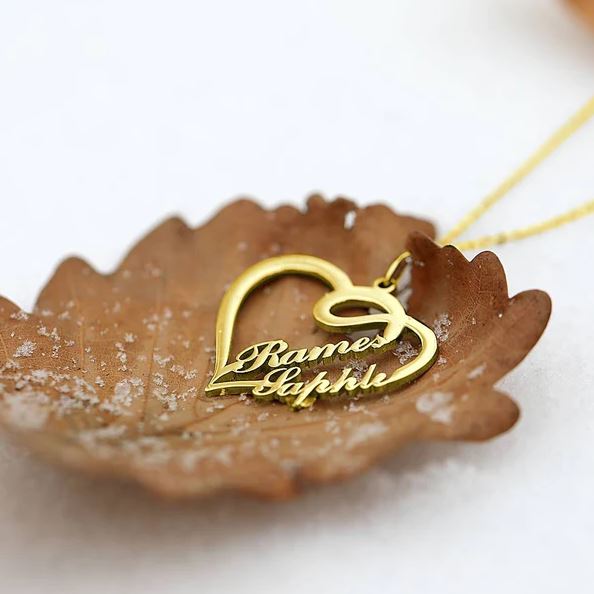 Custom Arabic Name Necklace – Personalized Calligraphy11